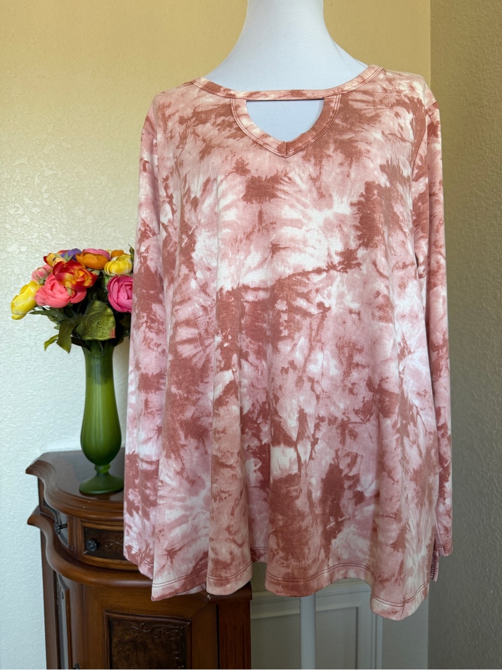 Lily White Tie-Dye Long Sleeve Tunic Top